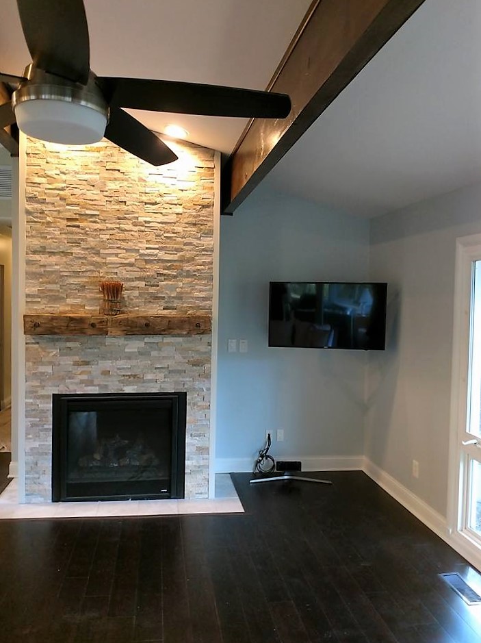 22281544_1895923170624925_4719638907576774114_n 3